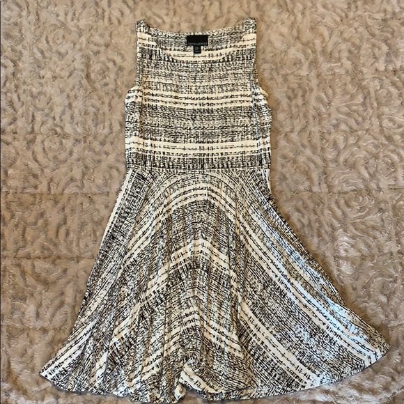 Dress - Picture 1 of 4